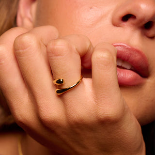 Pozlacený stříbrný prsten Hot Diamonds X Golden Edit Droplet DR333