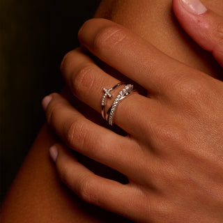 Stříbrný prsten Hot Diamonds Kiss DR336