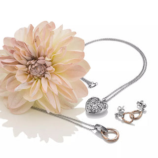 Přívěsek Hot Diamonds Large Heart Filigree Locket DP669